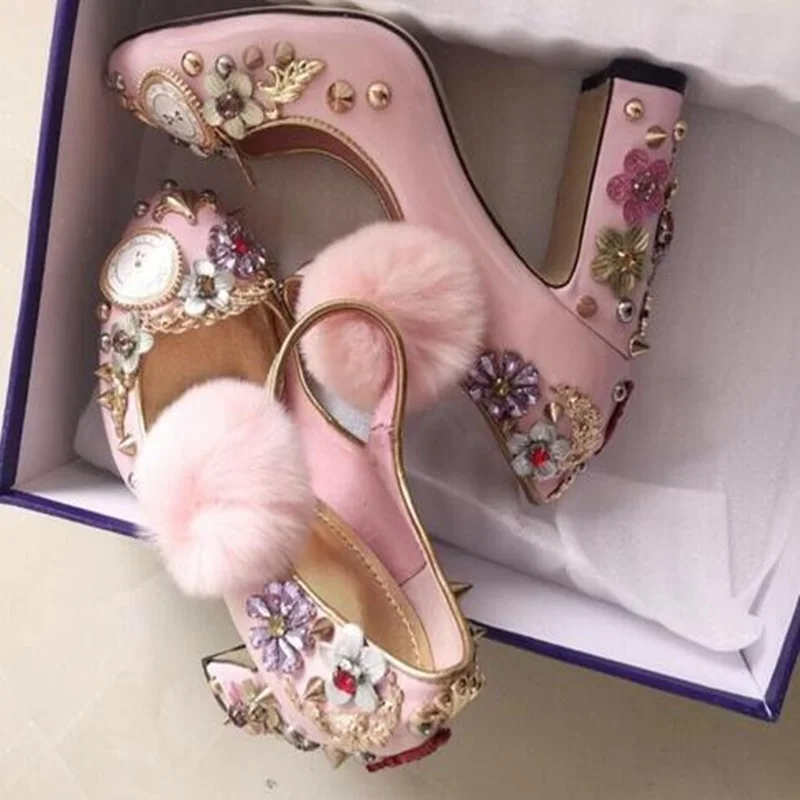 Zapatos de tacón grueso Mary J - Luxury Watch Women reseña y precio