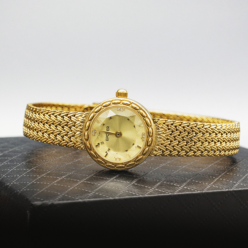 Reloj con orejas de trigo de e - Luxury Watch Value reseña y precio