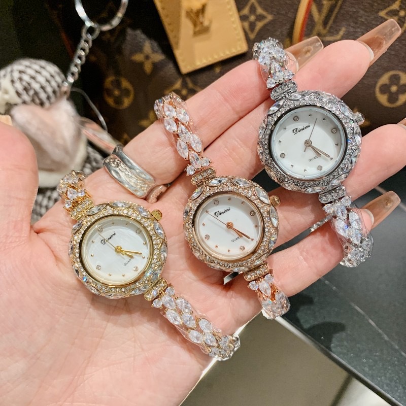 Exquisito y elegante reloj de  - Luxury Watch Value reseña y precio